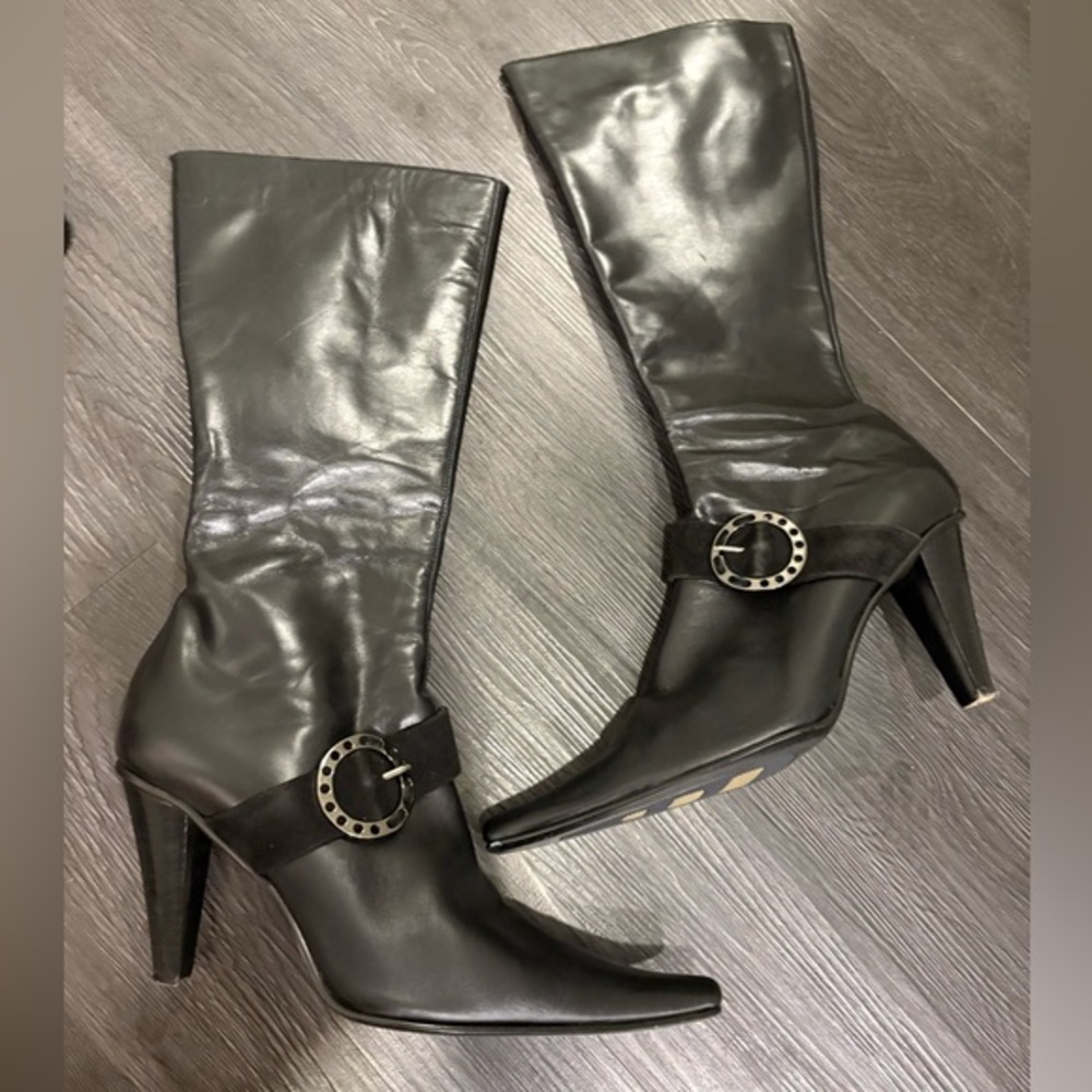 Vintage black leather buckle Y2K boots EU 40 pointed toe